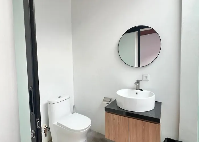 Oemah Ozzy 2 Bedroom With Privat Pool 3* Seminyak (Bali)